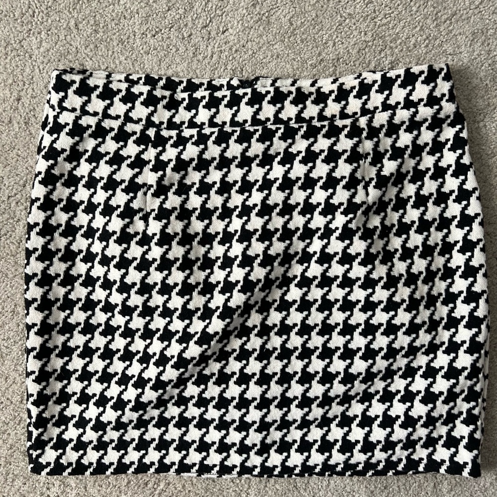 Women’s Skirt